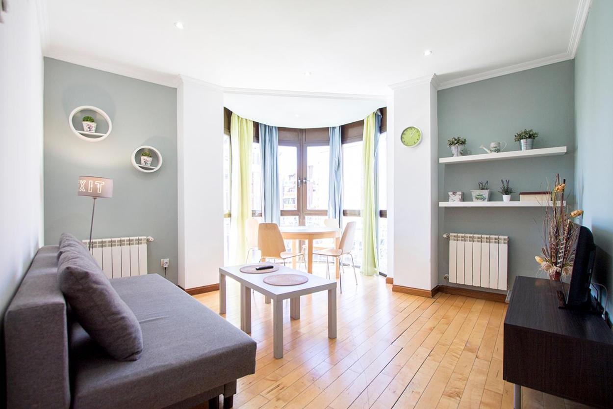 Apartamentos Adelfas มาดริด ภายนอก รูปภาพ