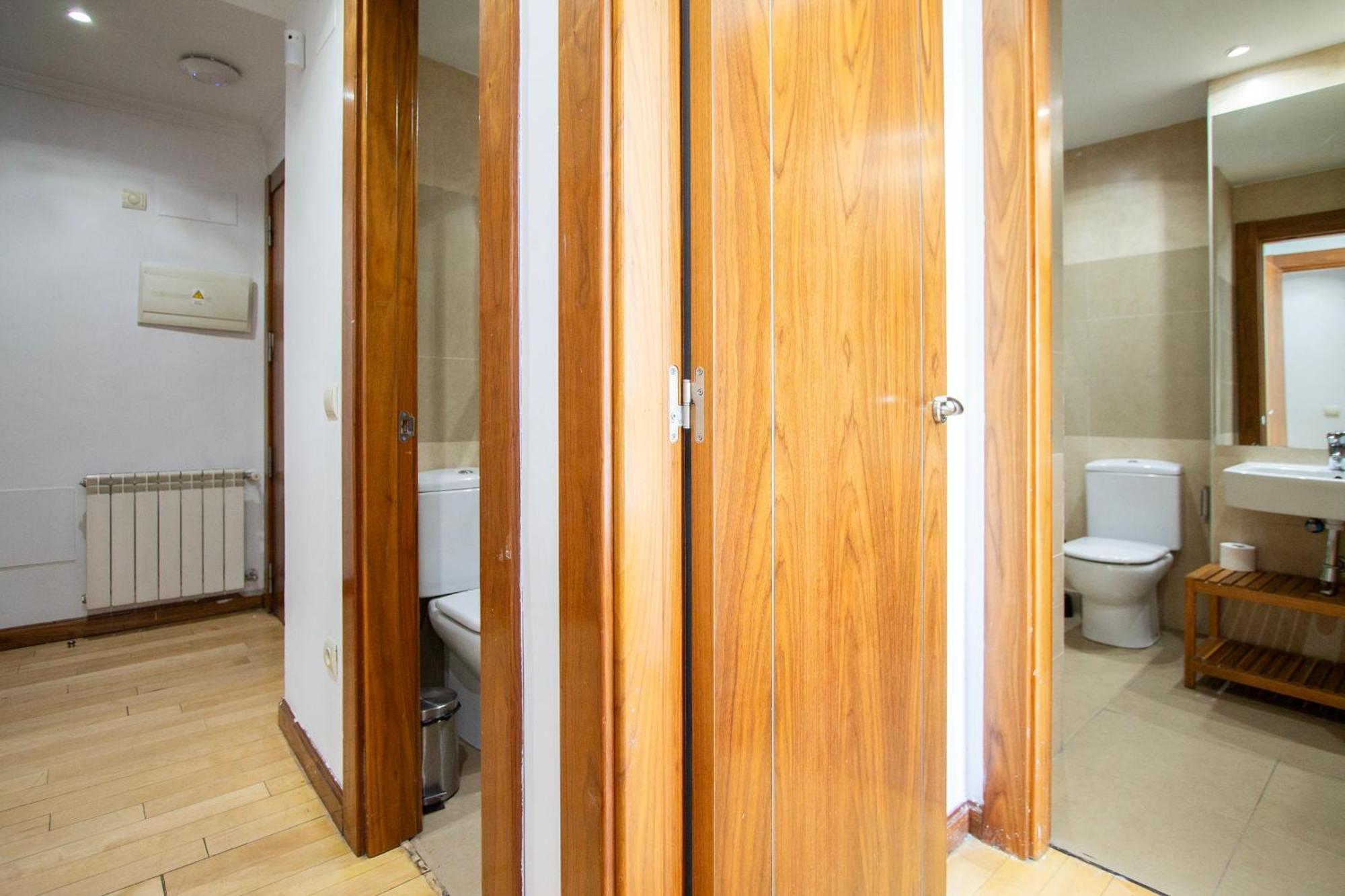 Apartamentos Adelfas มาดริด ภายนอก รูปภาพ