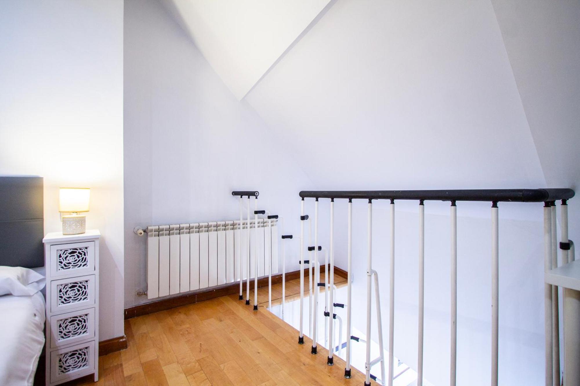 Apartamentos Adelfas มาดริด ภายนอก รูปภาพ