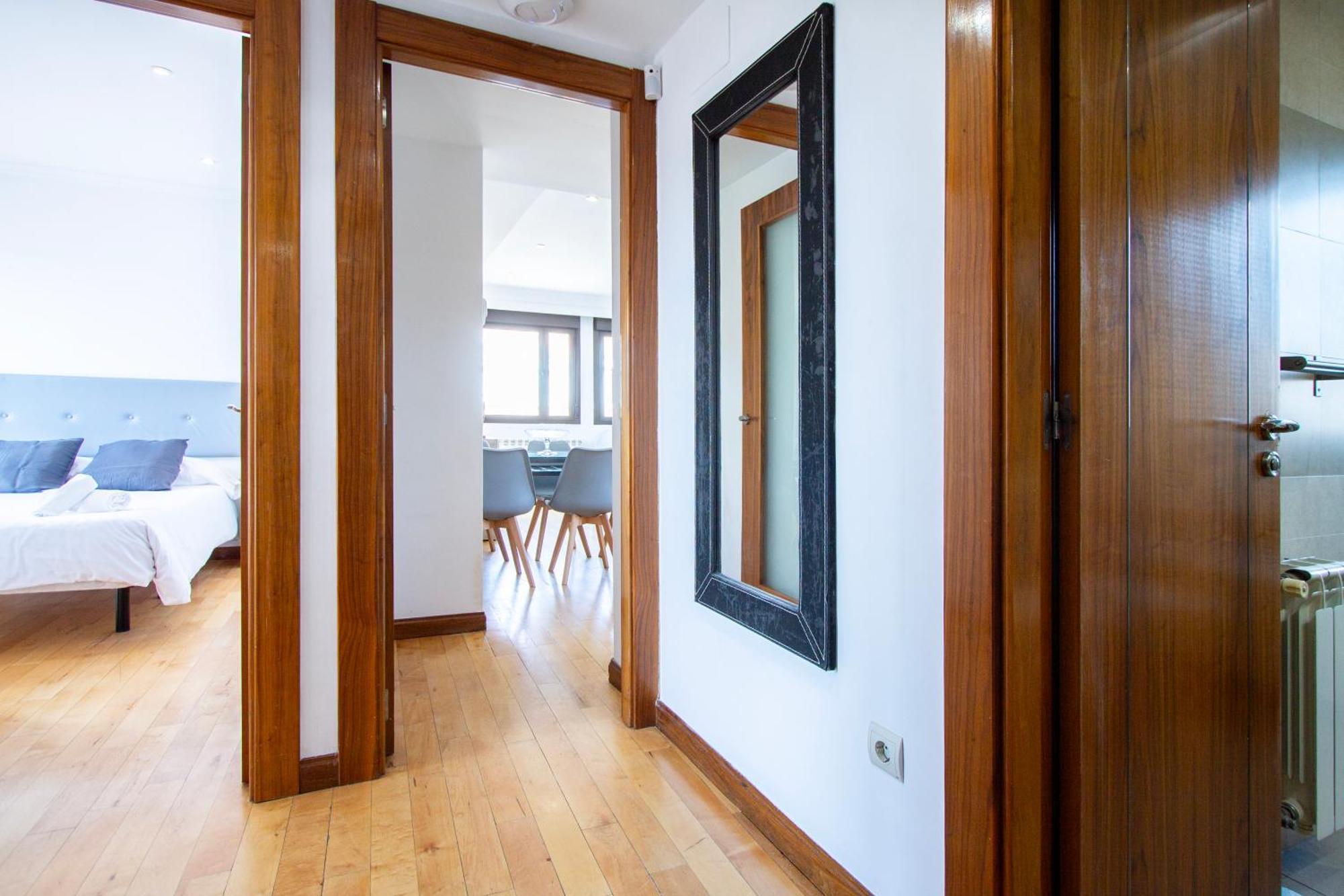 Apartamentos Adelfas มาดริด ภายนอก รูปภาพ