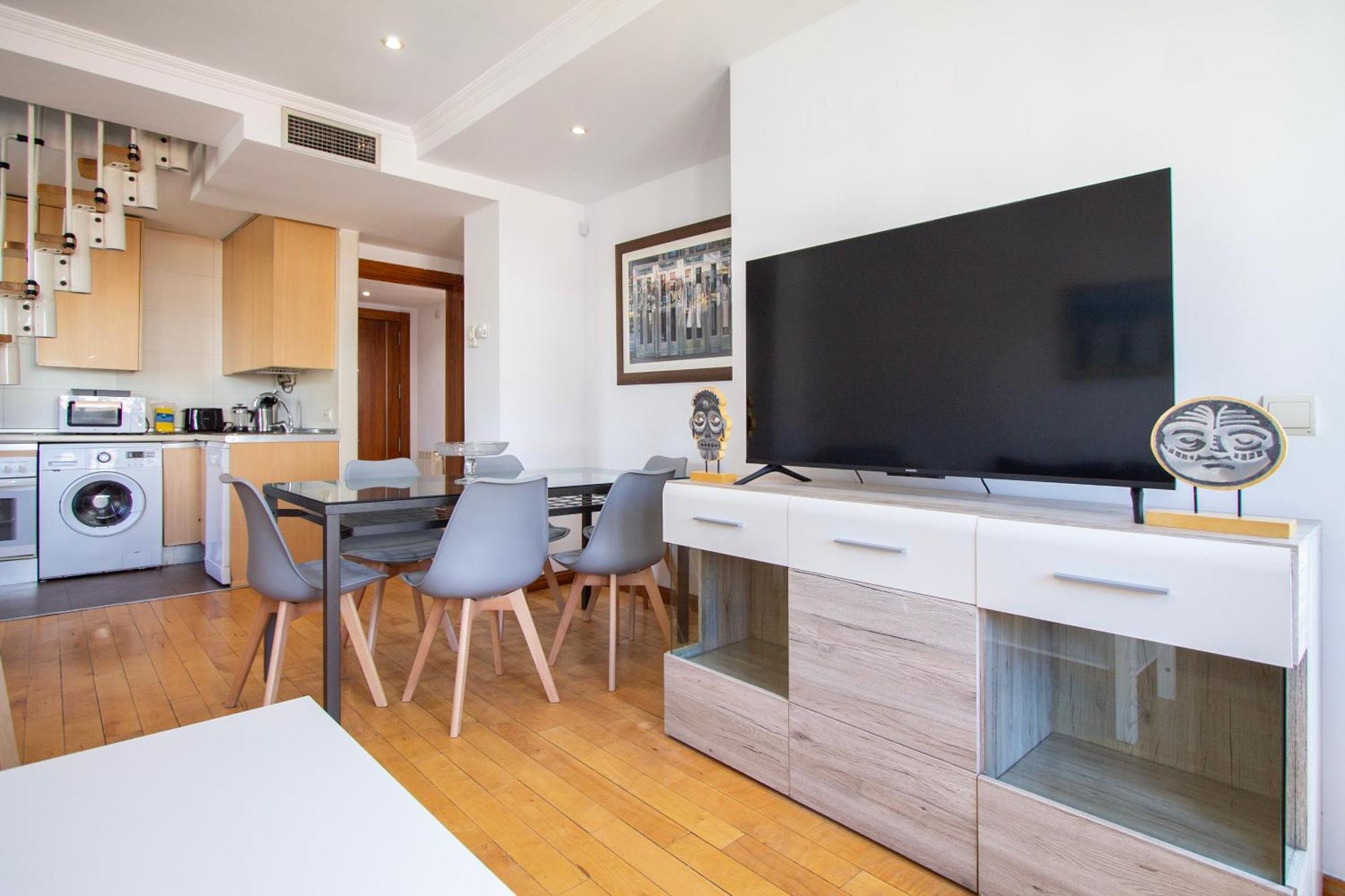 Apartamentos Adelfas มาดริด ภายนอก รูปภาพ